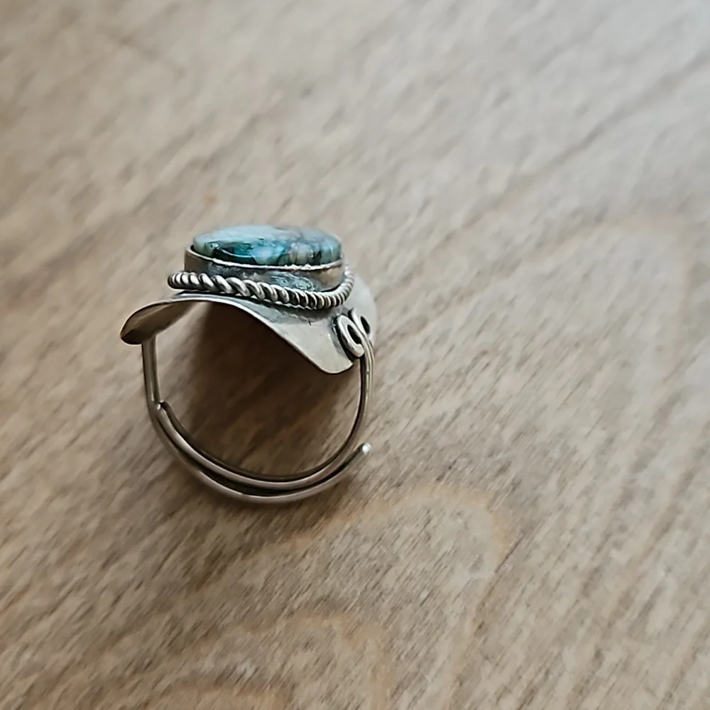 Turqoise Ring - Picture 4 of 7